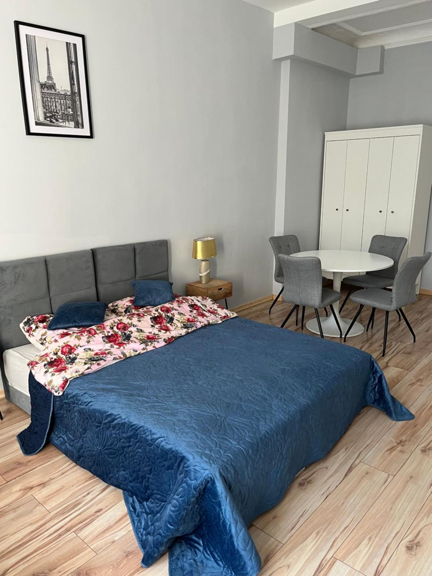 Grunwaldzki24 Apartments - Free Parking - Old Town, Centrum Wrocław Buitenkant foto
